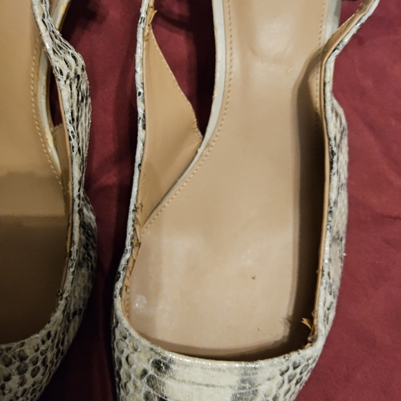 Shoe Bundle Franco Sarto Red And Blue Suede Flats And Calvin Klein GENTLY LOVED - Picture 5 of 14